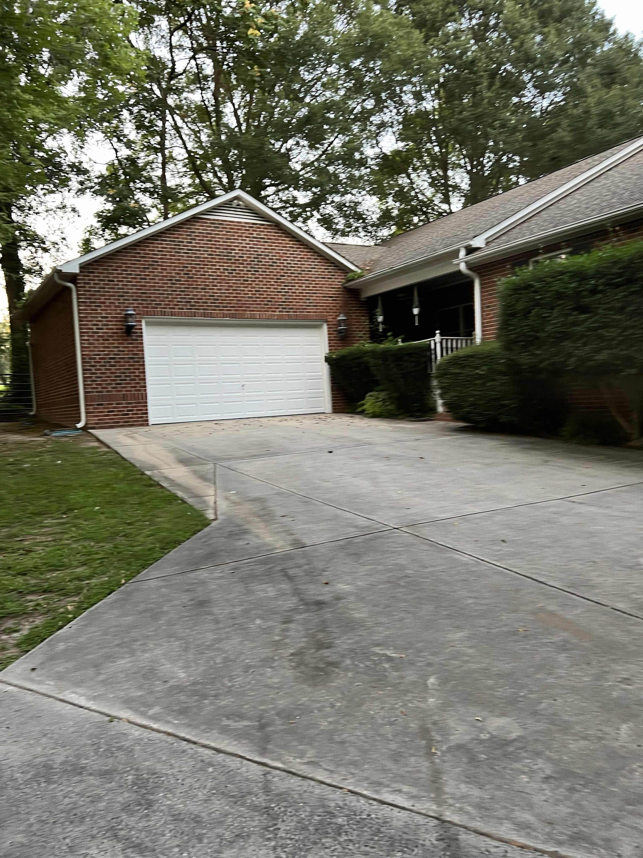 1021 Woodland Forest Road